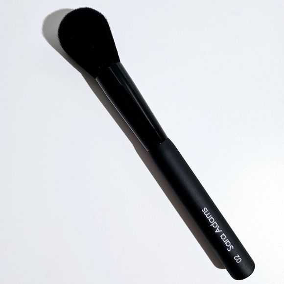 Sara adams cosmetiques Oval Shape Blush & Powder Brush #02 - Picture 3 of 6